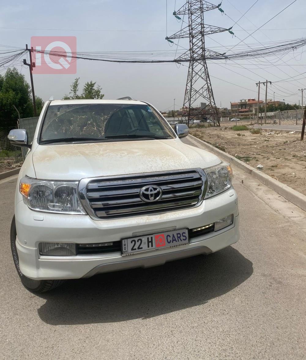 تويوتا لاندكروزر